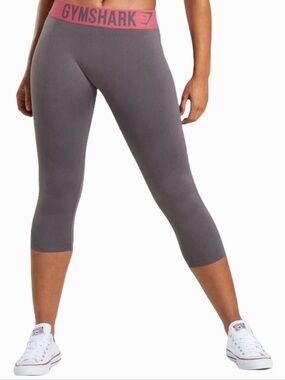 Gymshark Fit Capri Length Leggings Size M Slate Lavender Rose